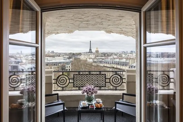 Süit, Teras (Amour, Eiffel View)