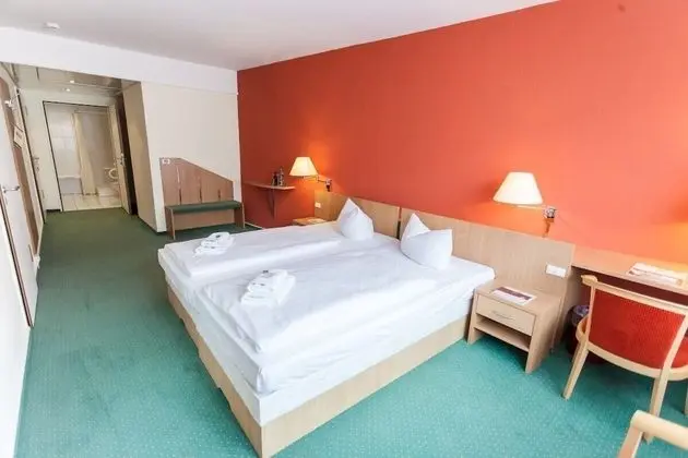 Comfort Tek Büyük veya İki Ayrı Yataklı Oda, Sigara İçilmez (3rd floor, renovated)