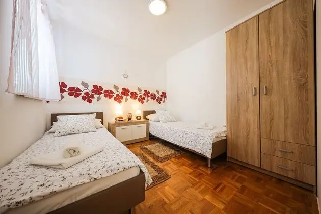 Apart Daire, Deniz Manzaralı