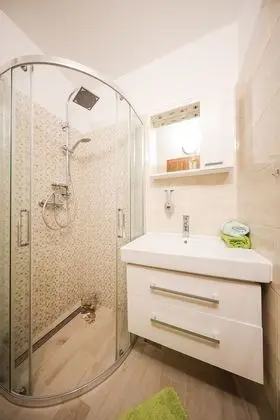 Apart Daire, Deniz Manzaralı