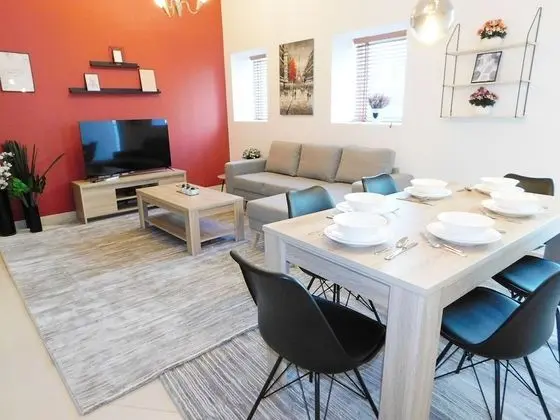 Apart Daire, 2 Yatak Odası (2407)