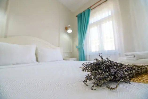Design Tek Büyük Yataklı Oda