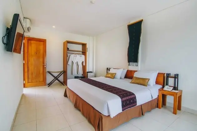 Deluxe Tek Büyük veya İki Ayrı Yataklı Oda (with Free Return Airport Transfer)