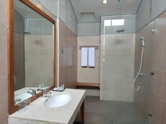 Villa (with Free Return Airport Transfer)