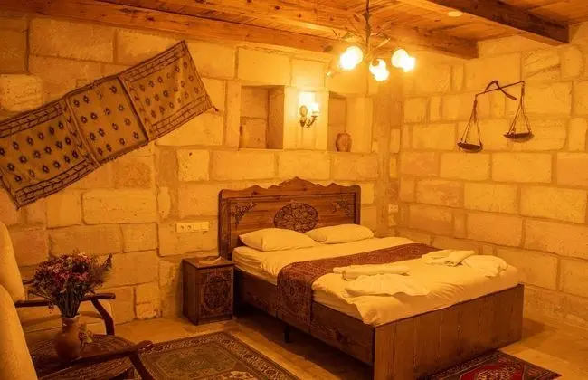 Traditional Tek Büyük Yataklı Oda, 1 Büyük (Queen) Boy Yatak, Üzüm Asması Manzaralı