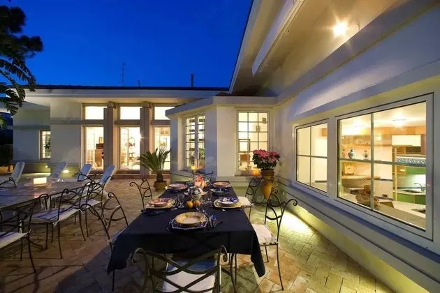 Villa