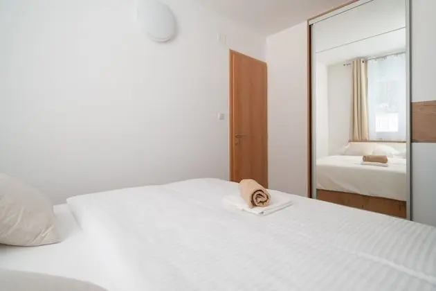 Apart Daire (Lux 2 - heated pool - A2(4+2))