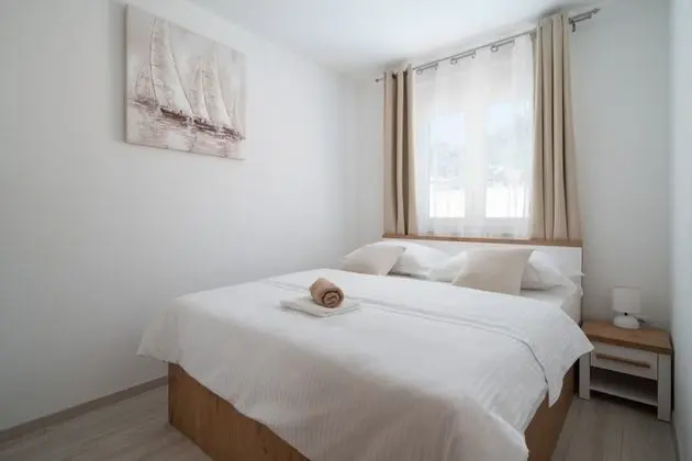 Apart Daire (Lux 2 - heated pool - A2(4+2))