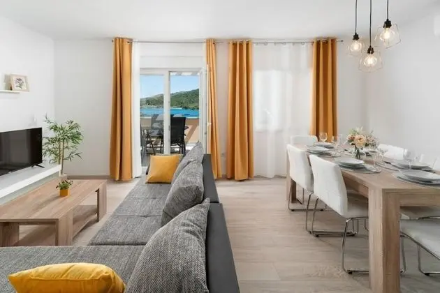 Apart Daire (Lux 2 - heated pool - A2(4+2))