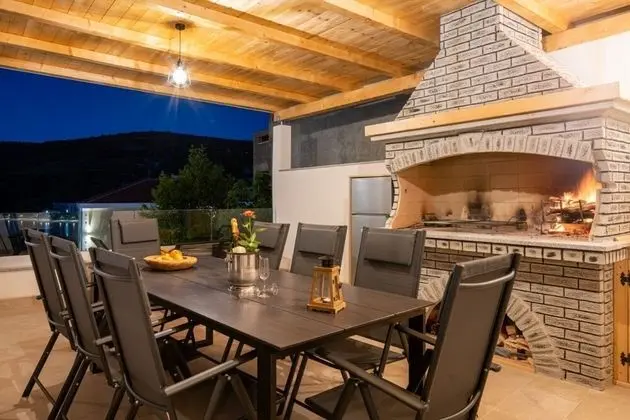Apart Daire (Lux 2 - heated pool - A2(4+2))