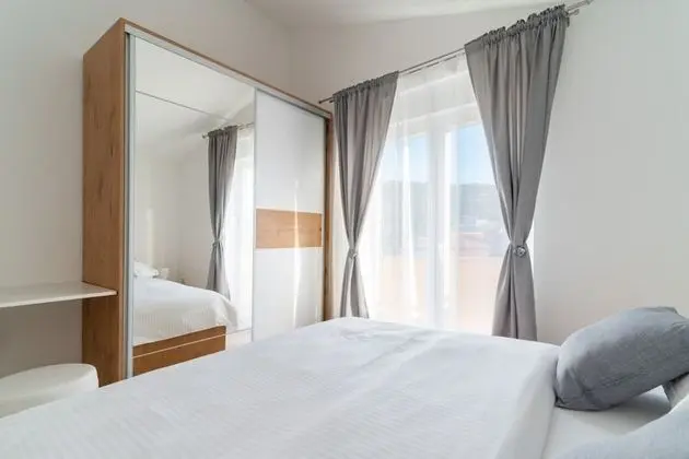 Apart Daire (Lux 3 - heated pool - A6(4+2))
