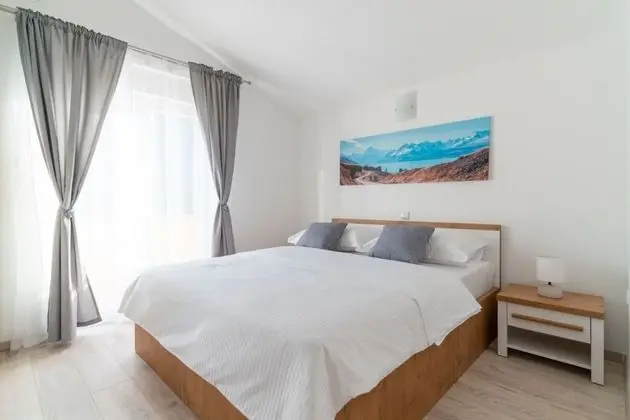 Apart Daire (Lux 3 - heated pool - A6(4+2))