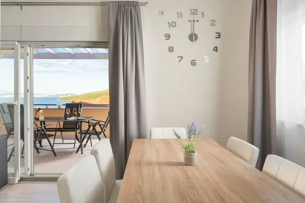Apart Daire (Lux 3 - heated pool - A6(4+2))