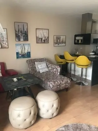 Apart Daire (Ul Radoja Dakica lamela 5/3)