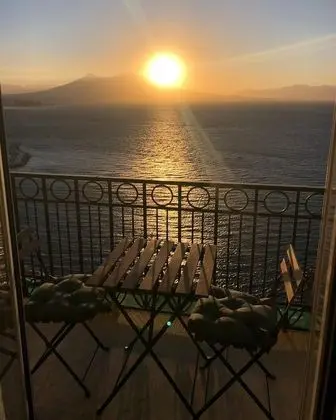 Superior Tek Büyük Yataklı Oda, Balkon, Deniz Manzaralı