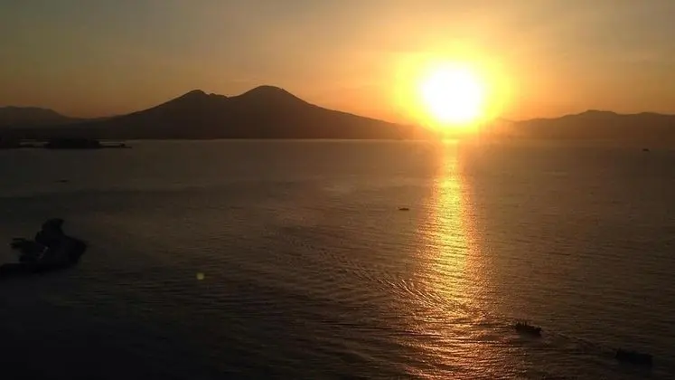 Superior Tek Büyük Yataklı Oda, Balkon, Deniz Manzaralı