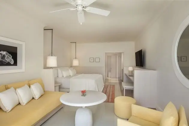 JUNIOR SUITE BEACH-VIEW, (60sqm)