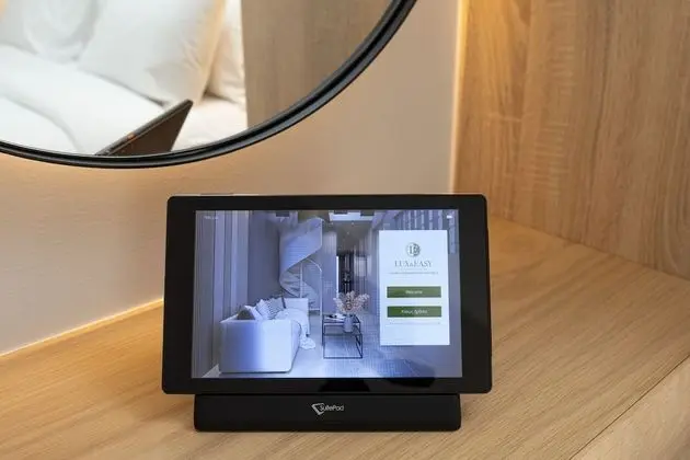 EASY Suite with Jacuzzi