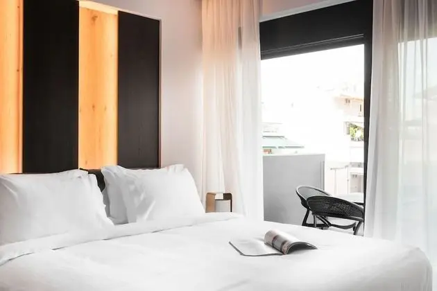 1-Bedroom Apartment