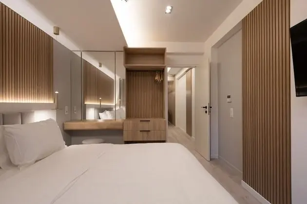 1-Bedroom Suite