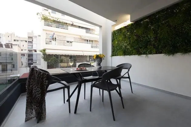 1-Bedroom Suite