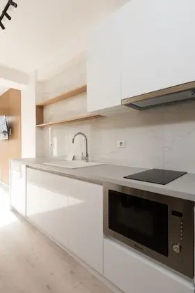 1-Bedroom Suite with Jacuzzi
