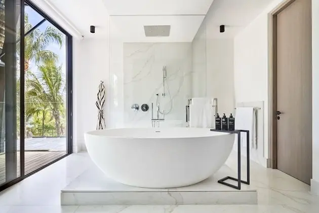 LUX* Grand Beach Pool Villa