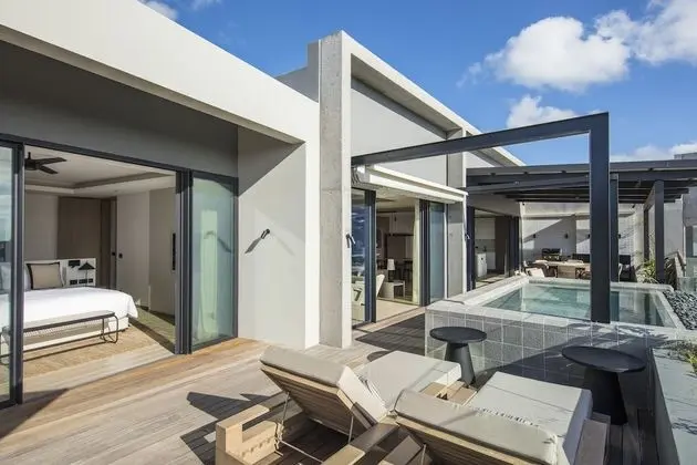 LUX* Pool Penthouse
