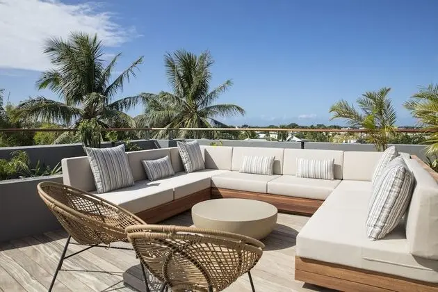 LUX* Pool Penthouse
