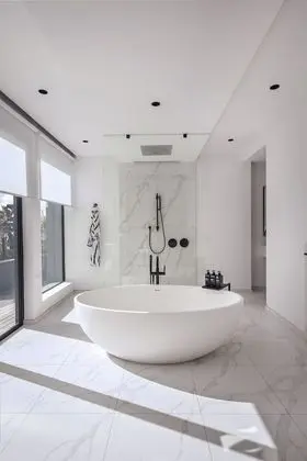 LUX* Pool Penthouse