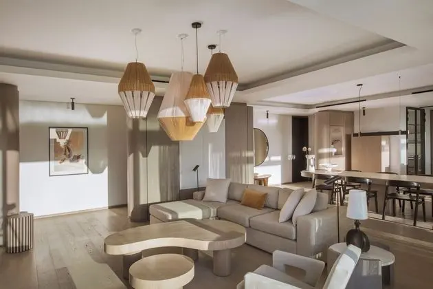 LUX* Pool Penthouse