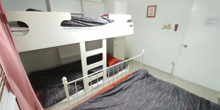Ortak Ranzalı Oda, Sadece kadınlar için (4 people - Bunk Bed)