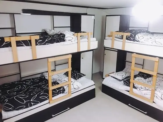 Ortak Ranzalı Oda, Sadece kadınlar için (6 people)