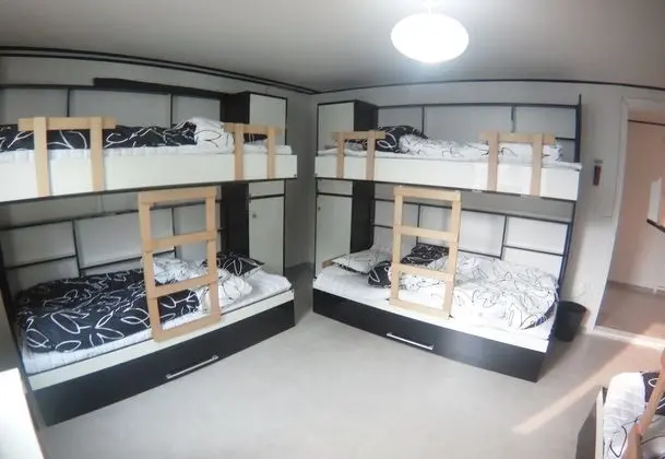 Ortak Ranzalı Oda, Sadece kadınlar için (6 people)