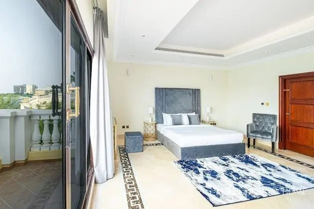 Deluxe Villa