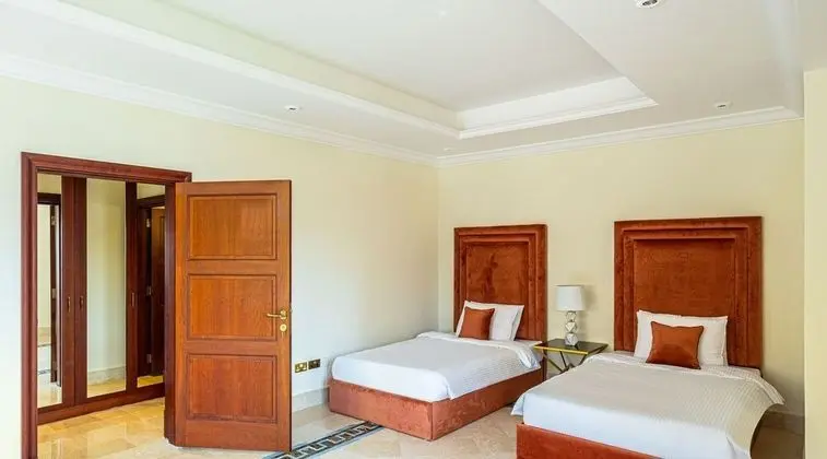 Deluxe Villa