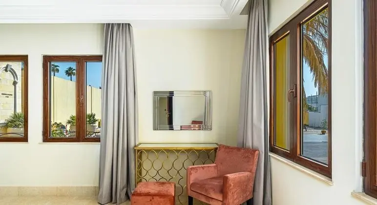 Deluxe Villa