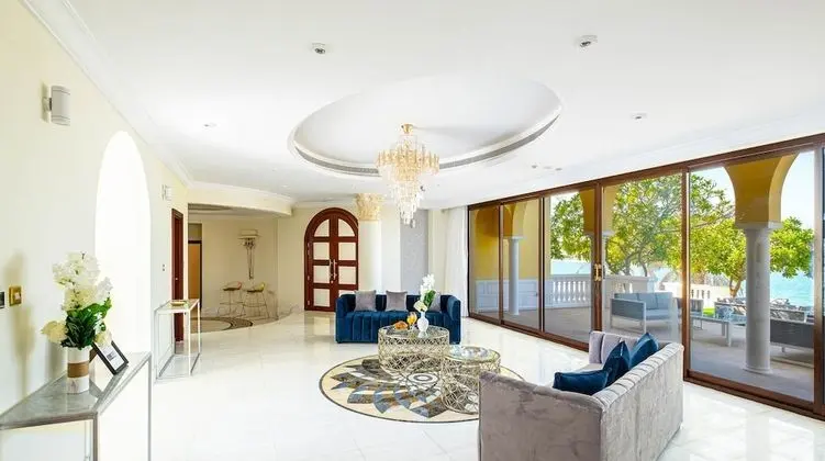 Deluxe Villa