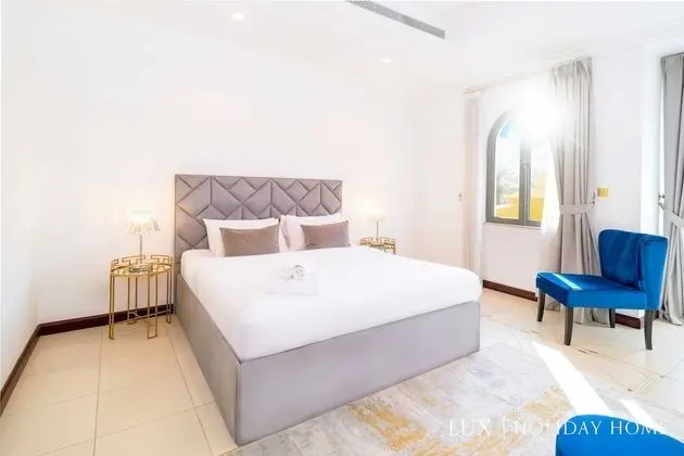 Deluxe Villa