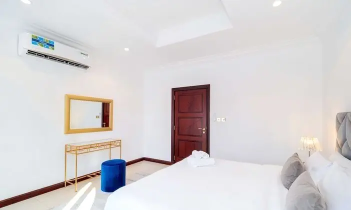 Deluxe Villa