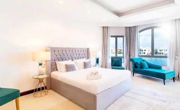 Deluxe Villa