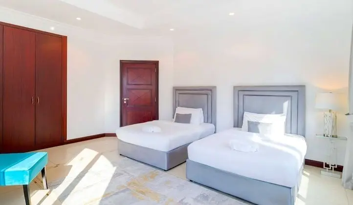 Deluxe Villa