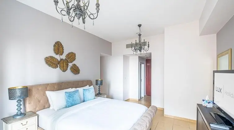 Deluxe Apart Daire