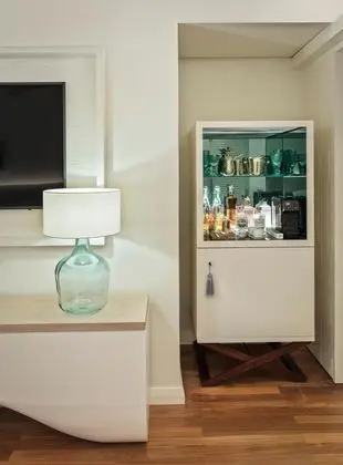 Junior Süit, 1 En Büyük (King) Boy Yatak (52sqm)