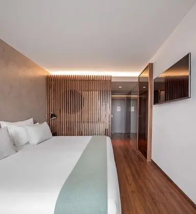 Deluxe Tek Büyük veya İki Ayrı Yataklı Oda, Balkon