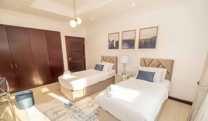 Deluxe Villa