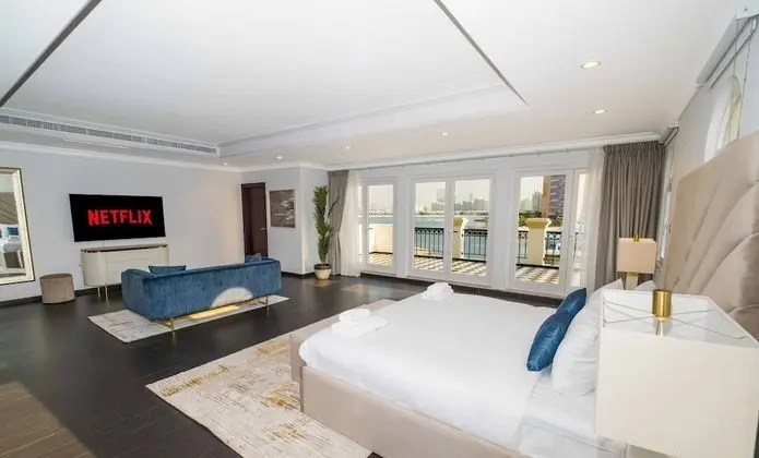 Deluxe Villa