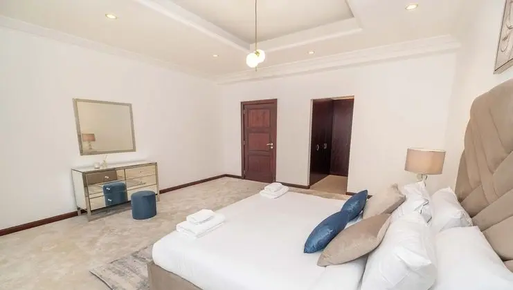 Deluxe Villa