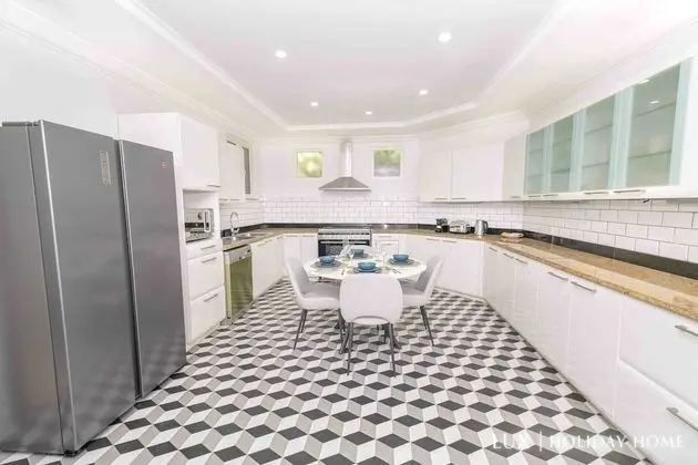 Deluxe Villa