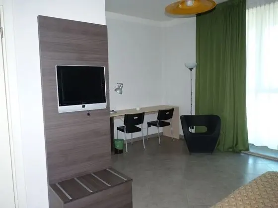 Standard Tek Büyük Yataklı Oda